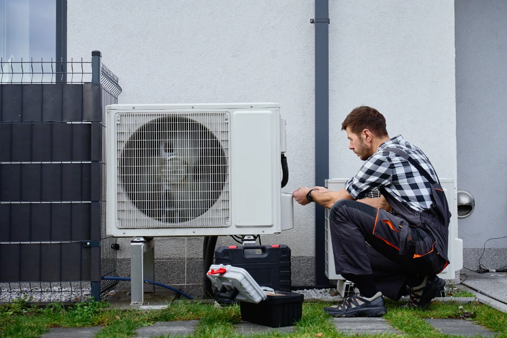 caldaie-climatizzatori-pompe-di-calore-scaldabagni-e-sistemi-ibridi